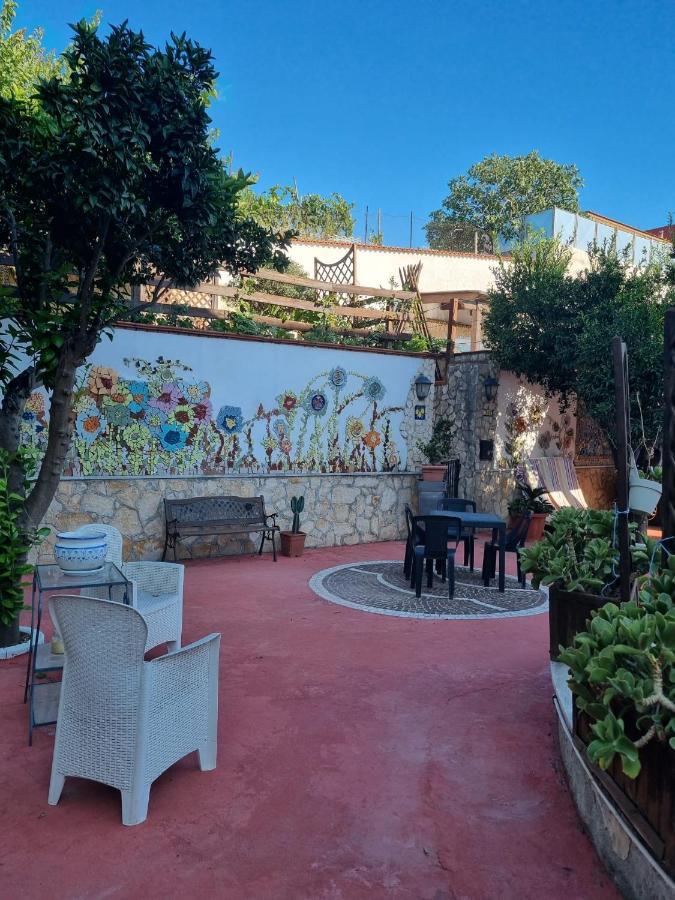Apartamento Tabor 2 Garden & Parking Nápoles Exterior foto